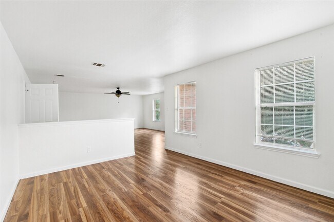 Building Photo - 7938 Chatham Springs Ln