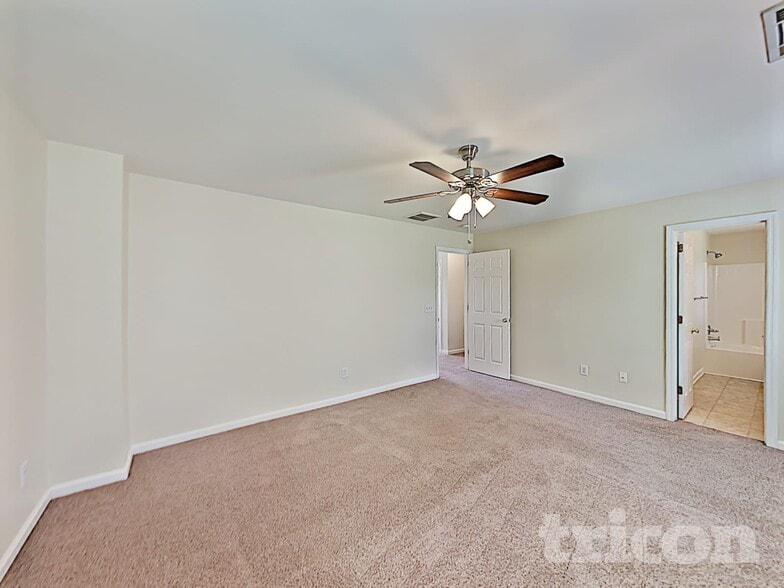 Building Photo - 2083 Prescott Way