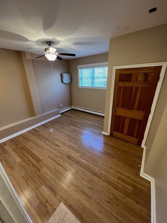 Building Photo - 373 Dorchester St