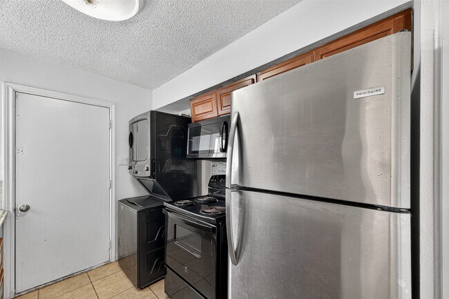 Building Photo - 7839 Cook Rd