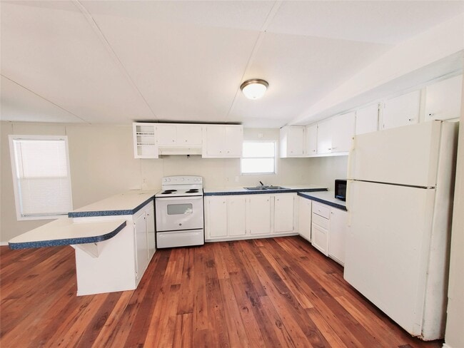 Building Photo - 401 S Woodson St