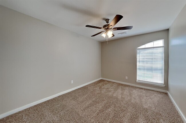 Building Photo - 18918 Cypresswood Forest Ct