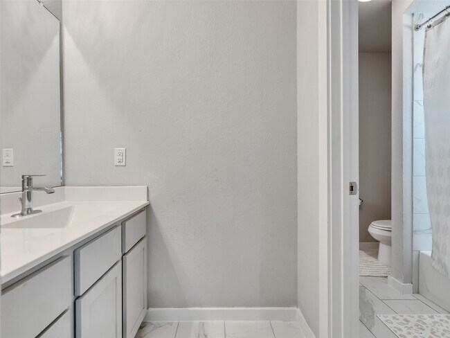 Building Photo - 251 Upland Dr