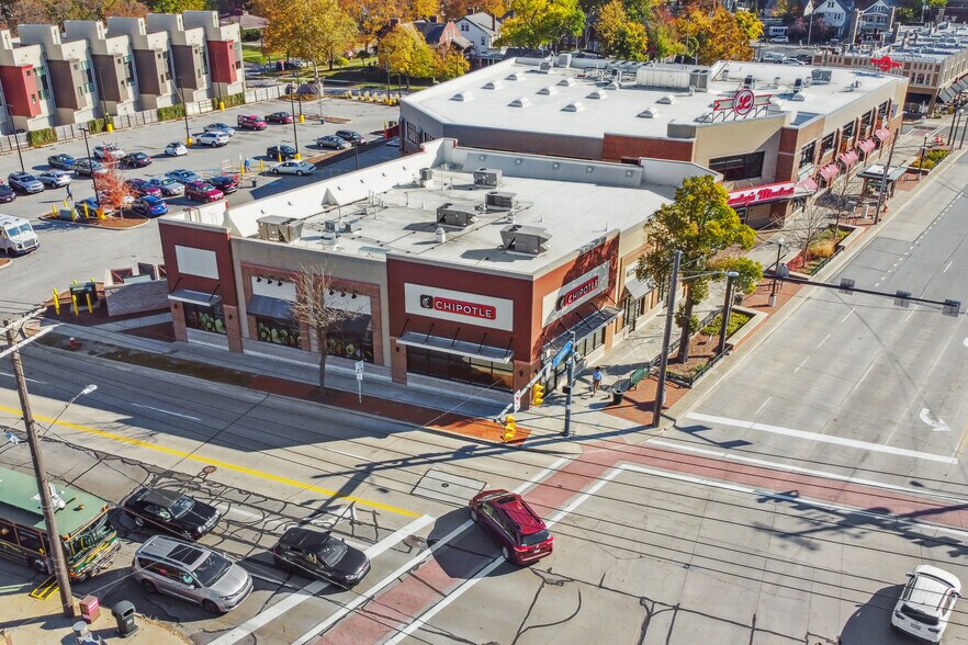 Building Photo - 1317 W 106th St