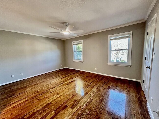 Building Photo - 215 Brantley Rd