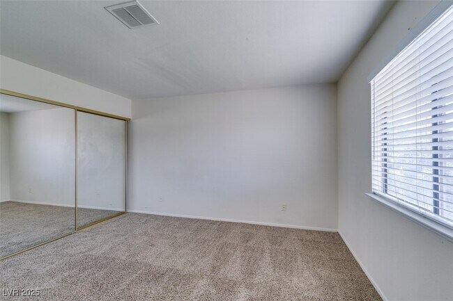 Building Photo - 1751 E Reno Ave
