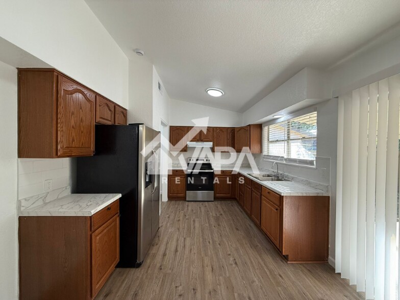 Building Photo - 603 Jamie Sue Dr