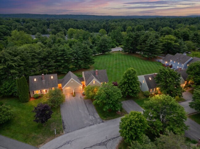 Building Photo - 246 Winding Pond Rd