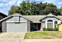 Building Photo - 8717 Spruce Ridge Way