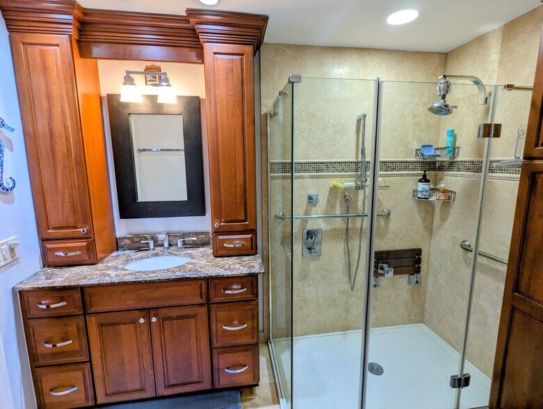 Building Photo - 134 Cypress Point Dr