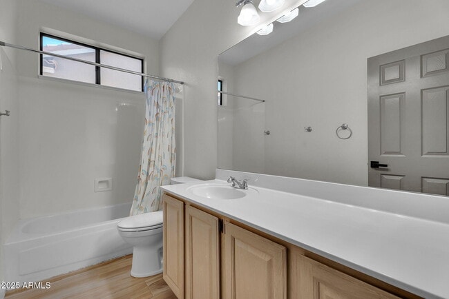 Building Photo - 6245 E Star Valley St