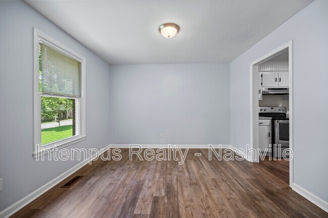 Building Photo - 804 Norwalk Dr
