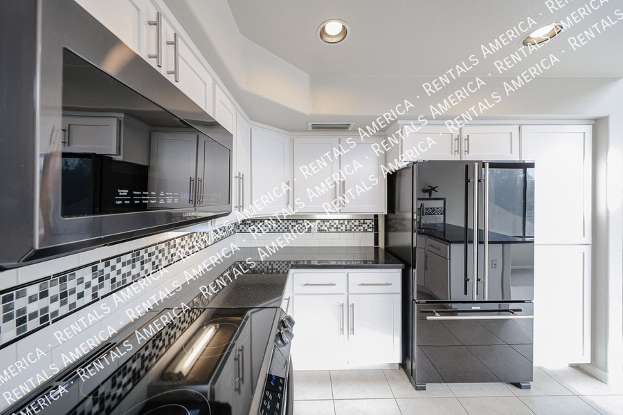 Building Photo - 7400 E Gainey Club Dr