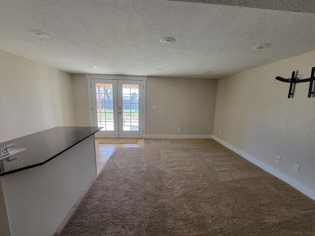 Building Photo - 2850 S 2750 E