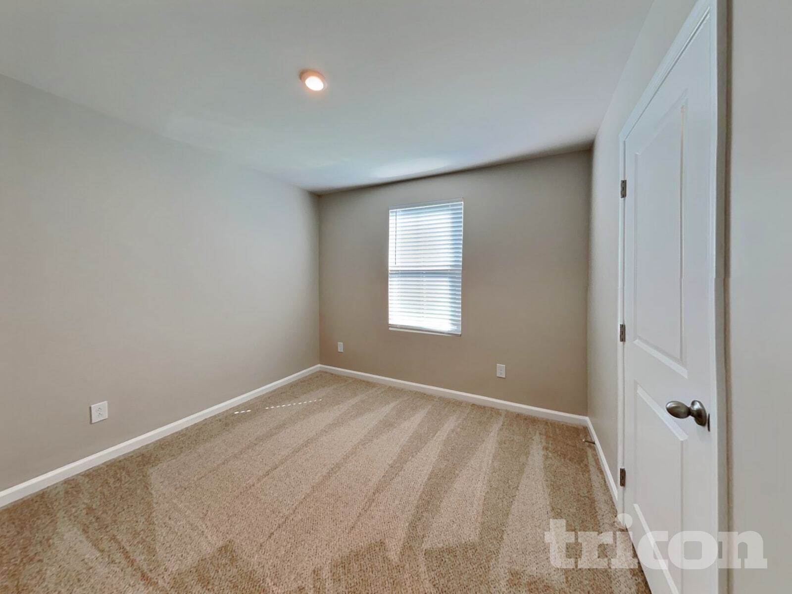 Building Photo - 886 Purcell Dr