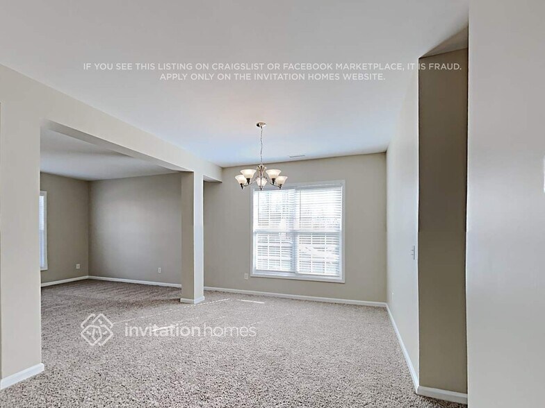 Building Photo - 5019 McKittrick Ln