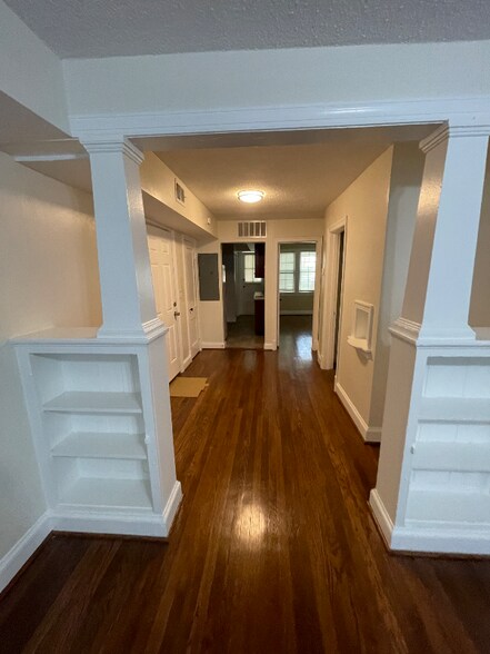 Building Photo - 4630 New Hampshire Ave NW