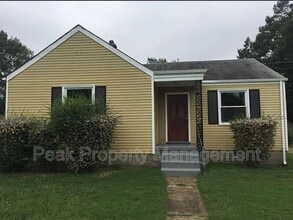 Building Photo - 208 Marlin Dr