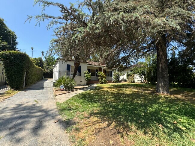 Building Photo - 1731 S San Gabriel Blvd