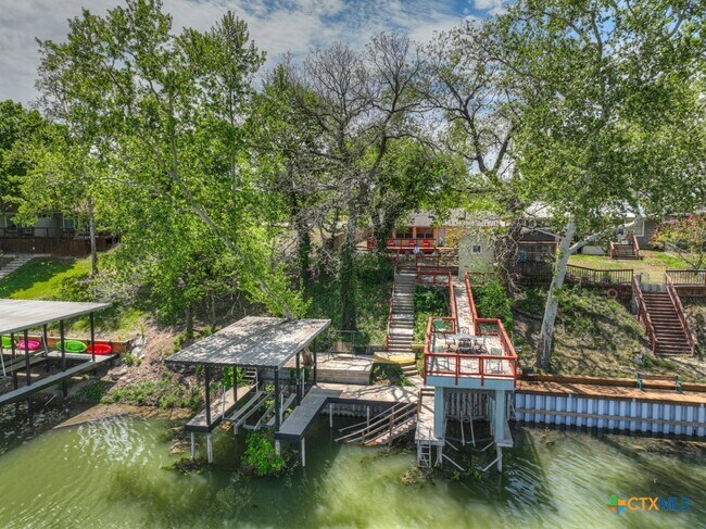 Building Photo - 1015 Reiley Rd