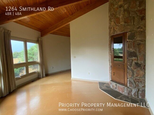 Building Photo - Peaceful Estate - 4 Bedroom 3.5 Bath