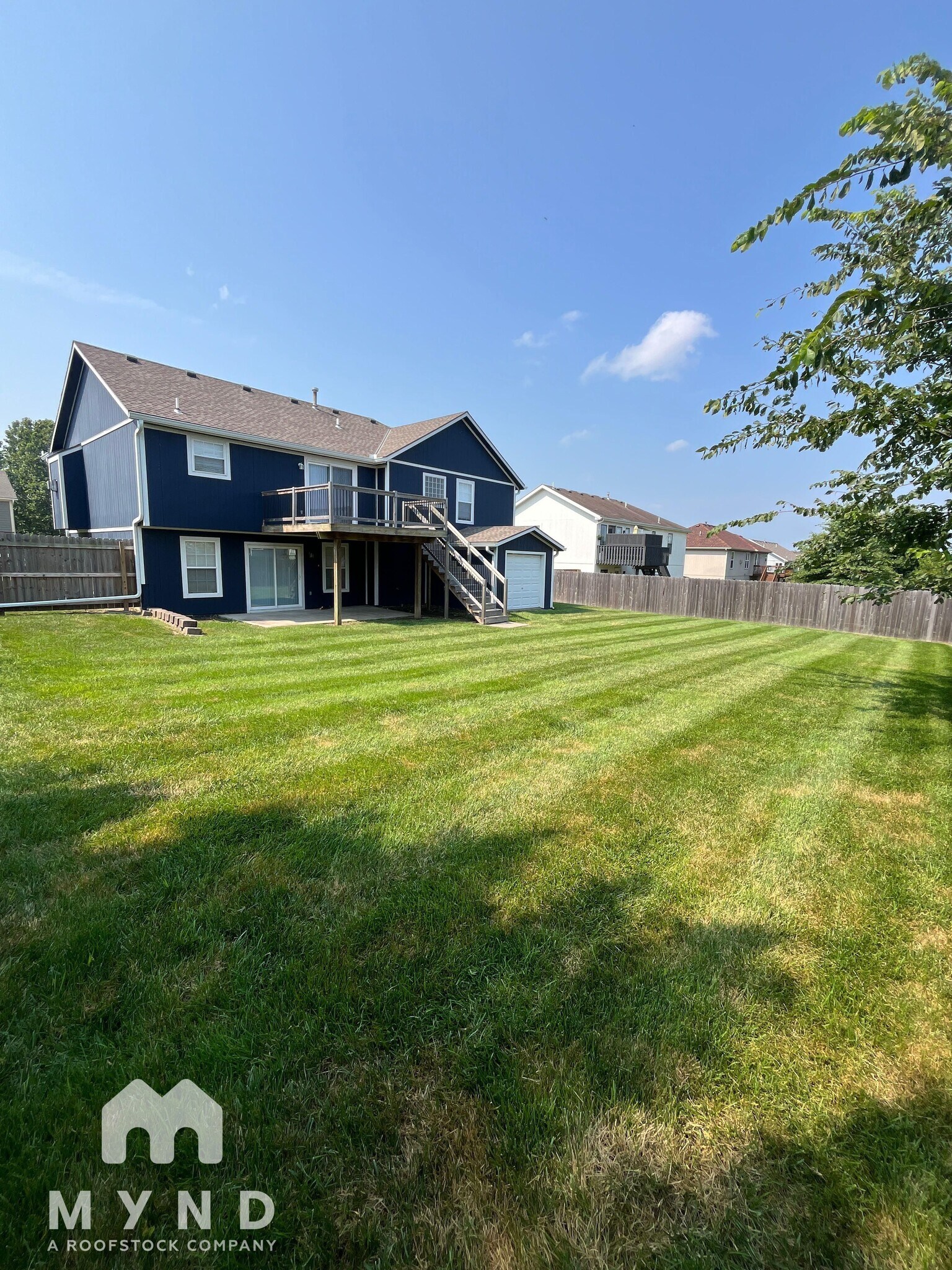 Building Photo - 12208 White Oak St