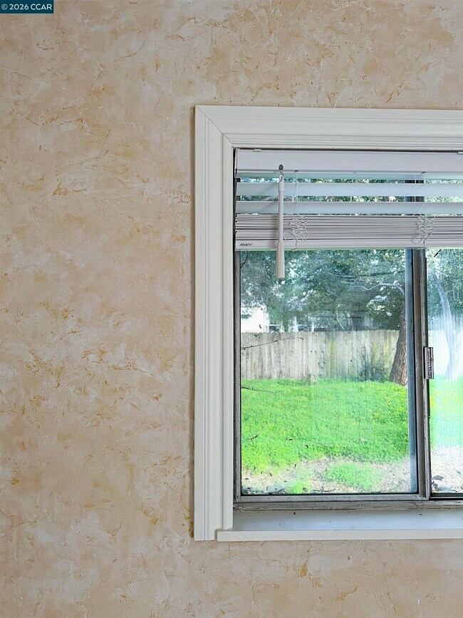 Building Photo - 192 Viewmont Ave