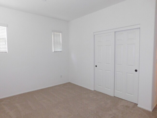Building Photo - 3351 Via Mereno