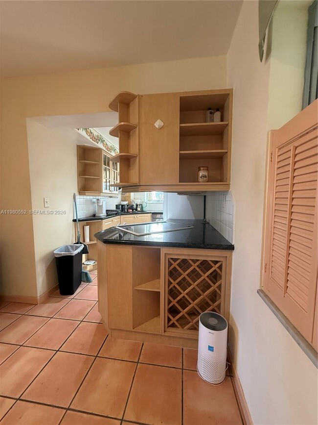 Building Photo - 1480 Euclid Ave