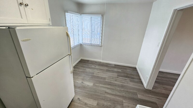 Building Photo - 1120 E Fairview Blvd