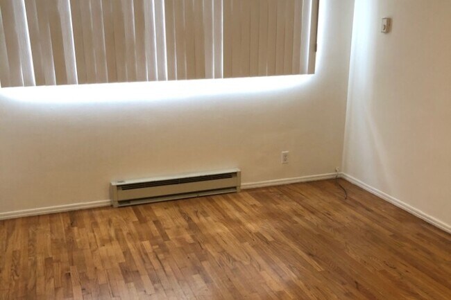 Building Photo - 12514 Venice Blvd