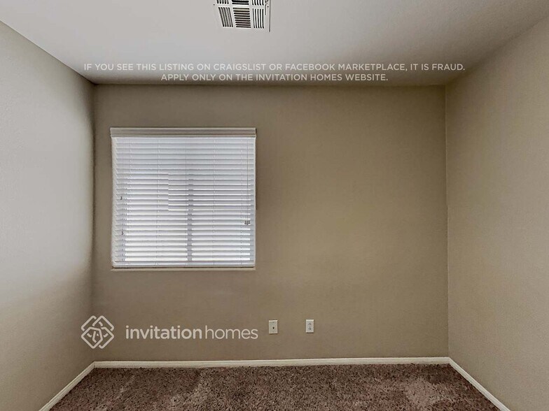 Building Photo - 7849 Wavering Pine Dr