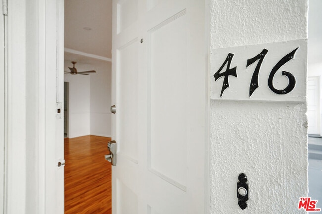 Building Photo - 476 S Roxbury Dr