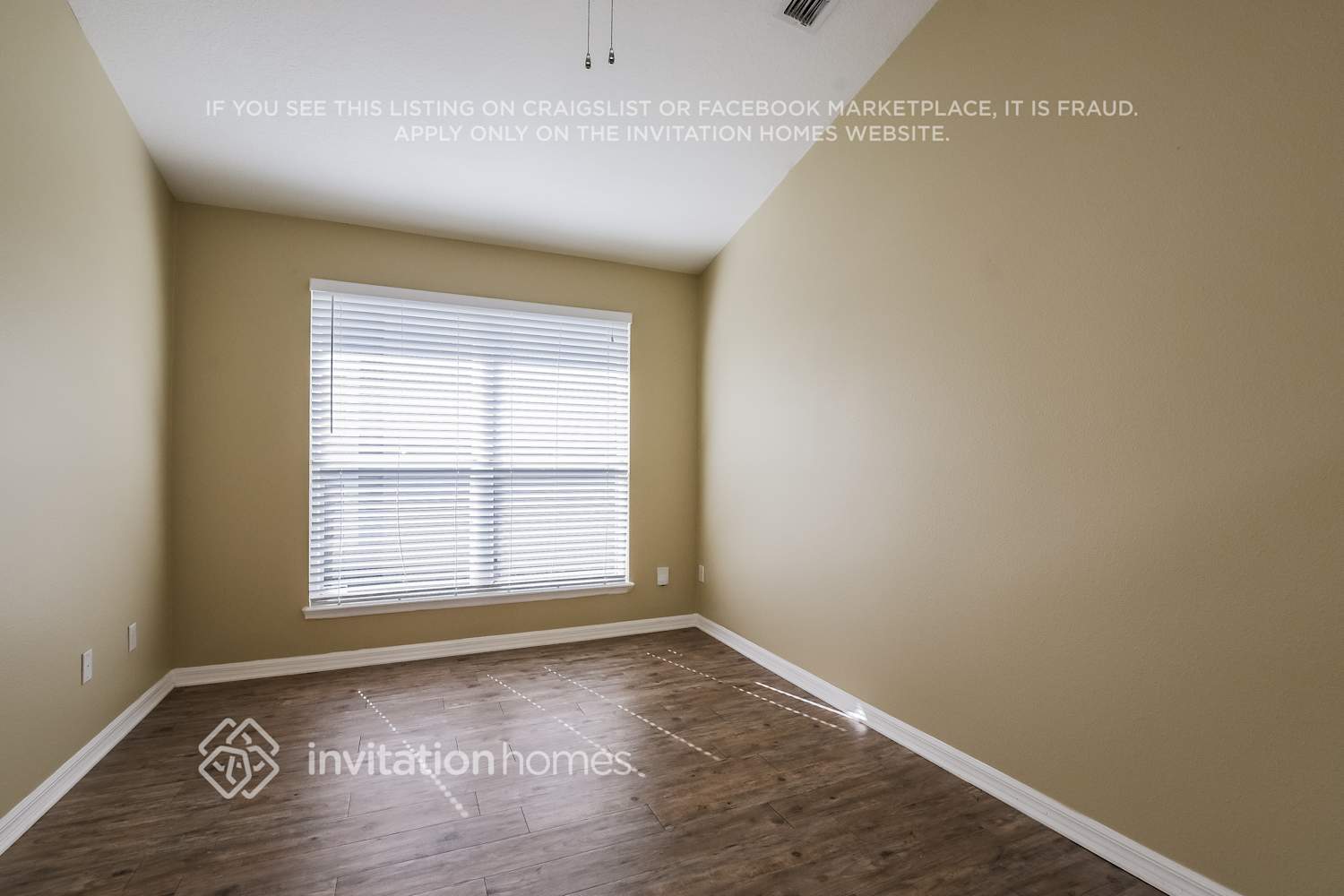 Building Photo - 819 Rivers Ct