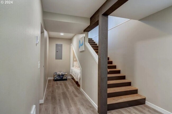 Building Photo - Ocean Park 2 Bedroom Home - Property is Av...