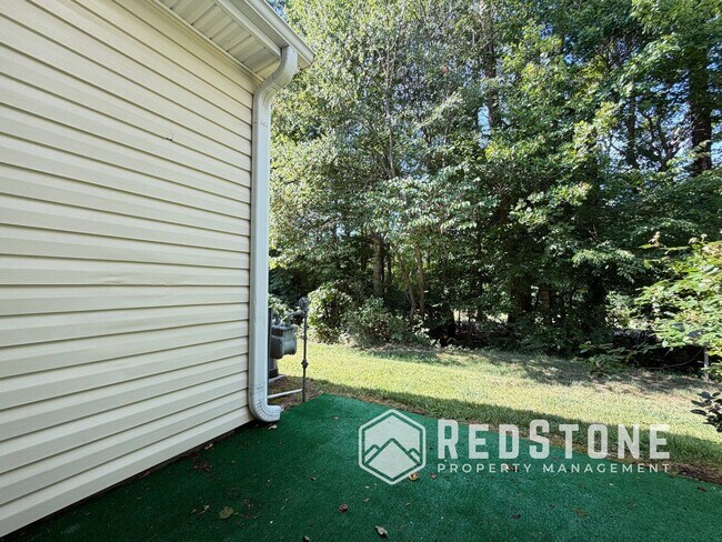 Building Photo - 6489 Bellcross Trl