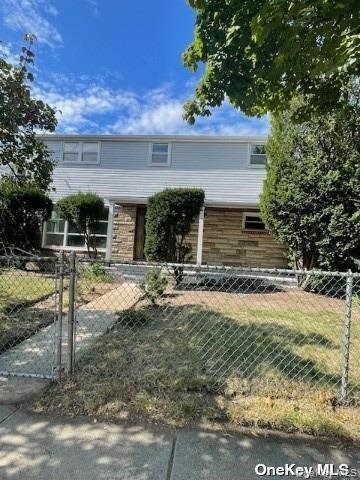 Building Photo - 2041 New Hyde Park Rd