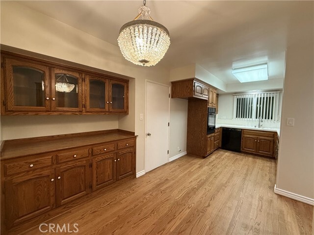 Building Photo - 1825 Valleta Dr