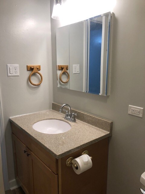 New updated bath - 2901 W 38th St