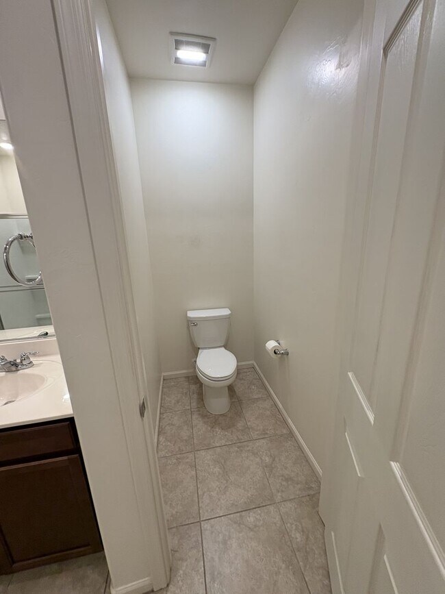 Building Photo - Four bedroom beauty in Star Valley