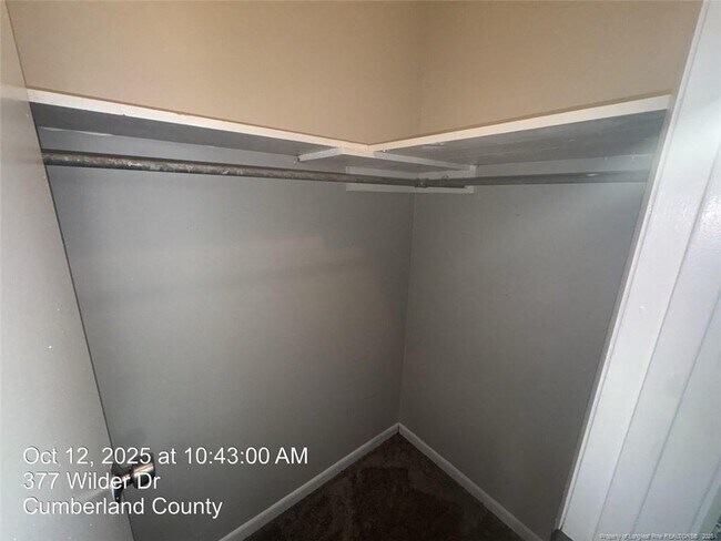 Building Photo - 377 Wilder Dr
