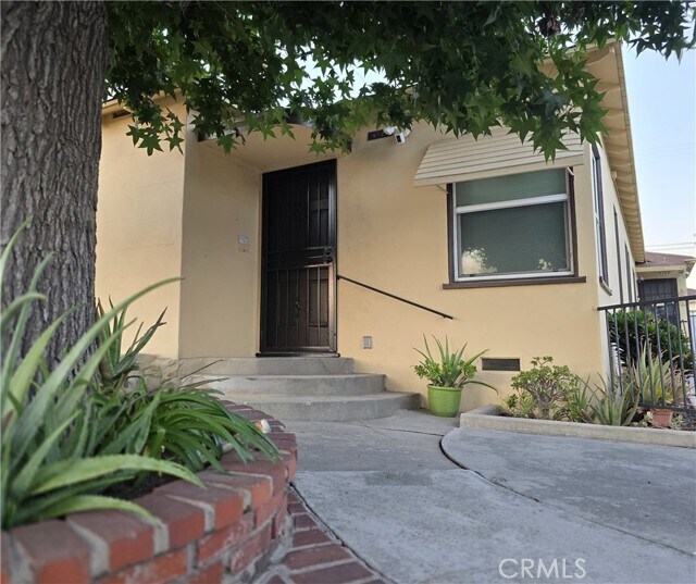 Building Photo - 5724 California