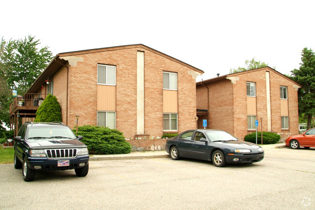Building Photo - Legacy at Riverview