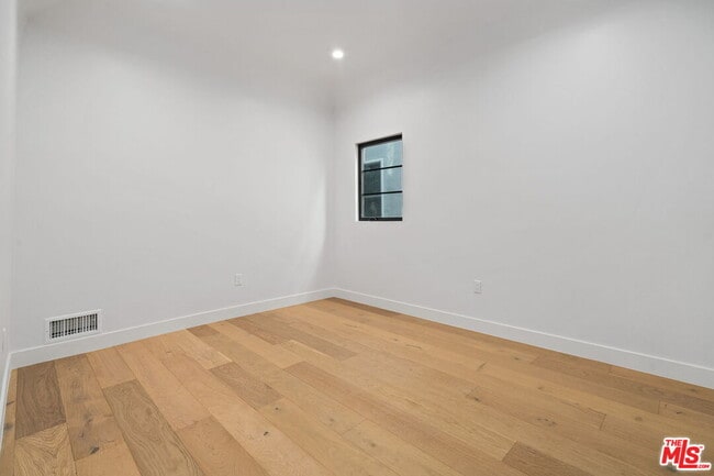 Building Photo - 8014 4th St
