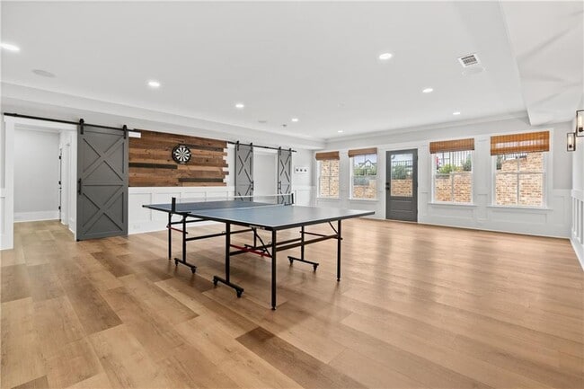 Building Photo - 12680 Ebenezer Pond Ct