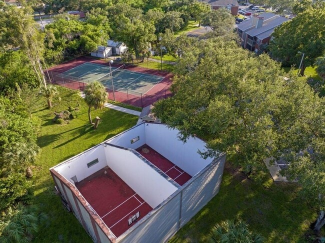 Building Photo - 9100 Dr M.L.K. Jr St N