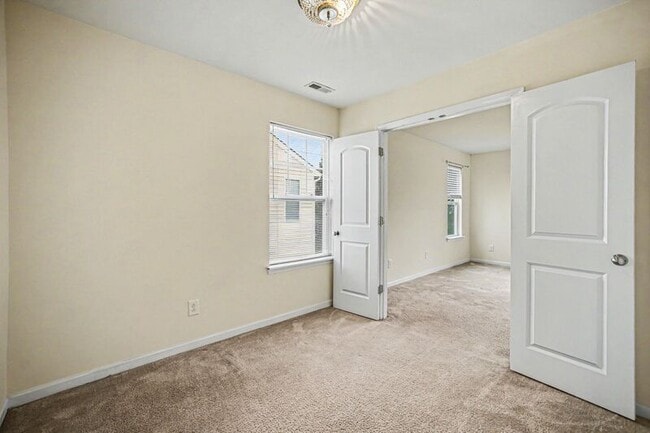 Building Photo - 10405 Bunclody Dr