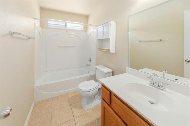 Building Photo - 3720 Pine Needle Cir