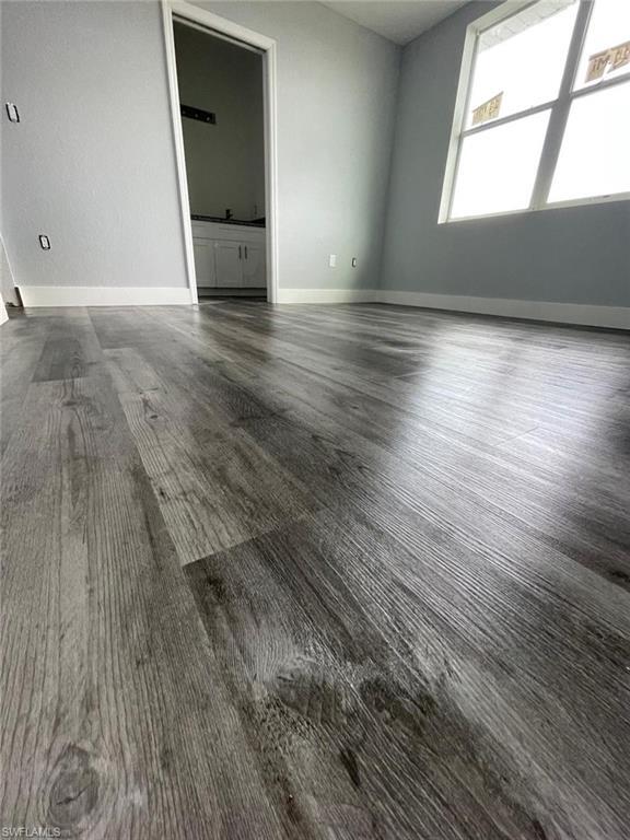 Building Photo - 319 Nicholas Pkwy W