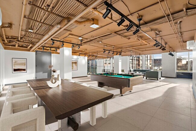 Building Photo - 1 Mallory Ave